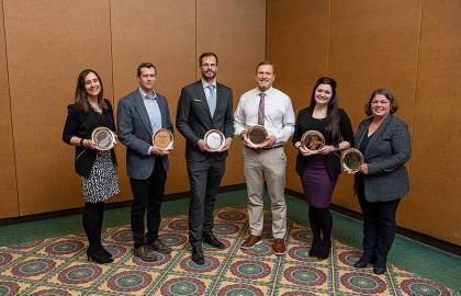 group photo of 2024 Academic Mentor Award winners